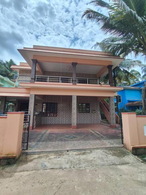 Sharvari Home Stay Udupi Kültér fotó